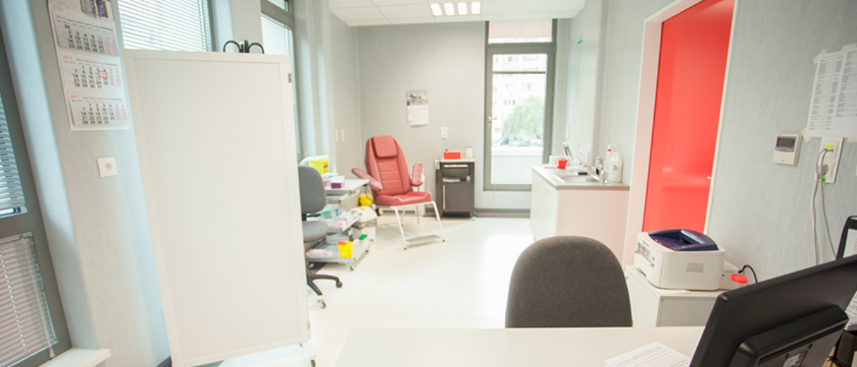 laboratory1200x515